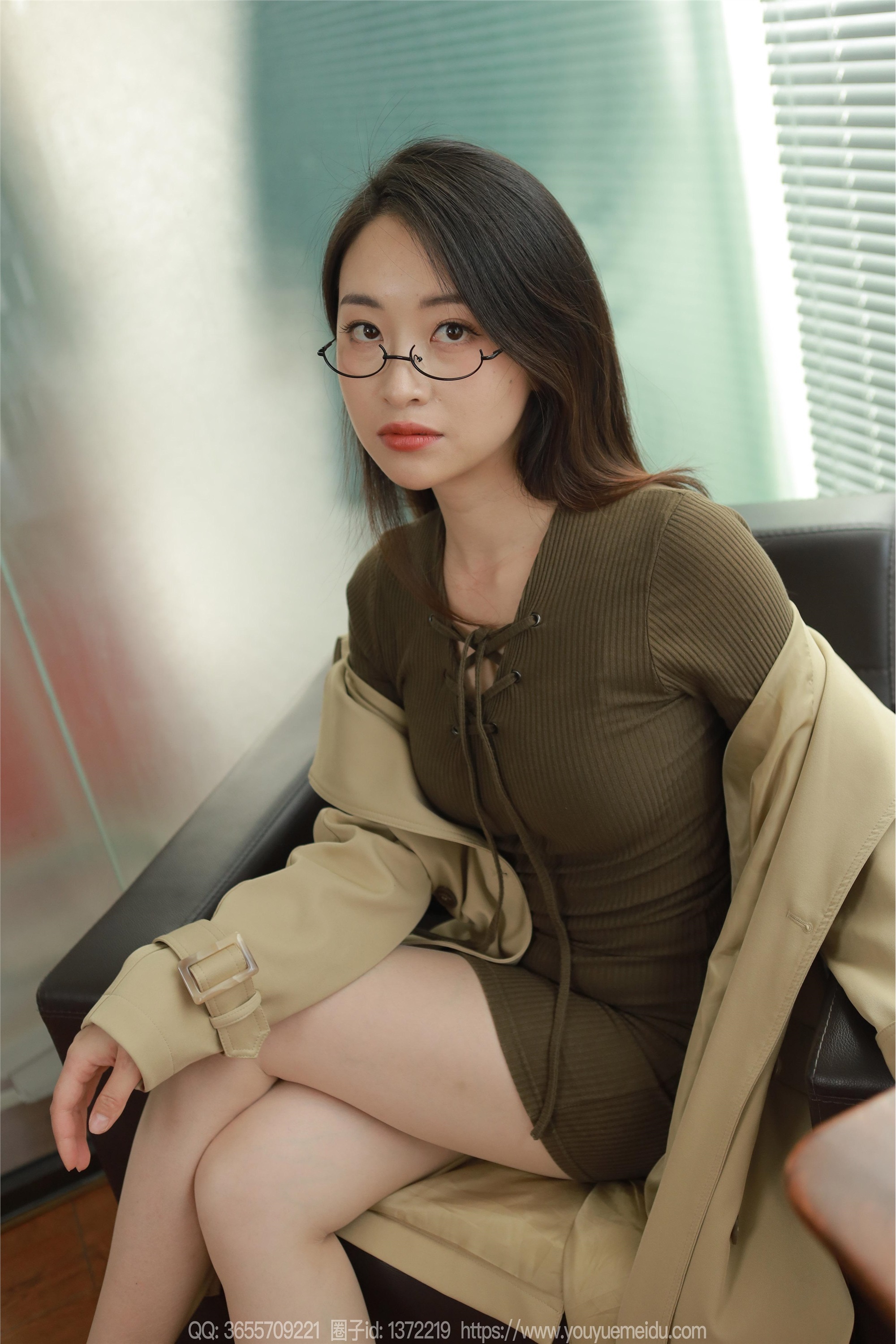 IESS异思趣向  2024.03.21 丝享家 1695 小婕《包臀肉丝（上）》